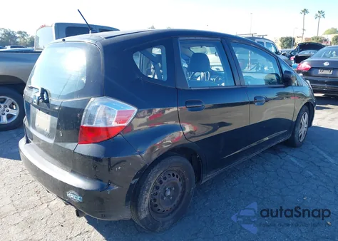 2010 Honda Fit z USA, uszkodzony, nr VIN JHMGE8H20AC023748